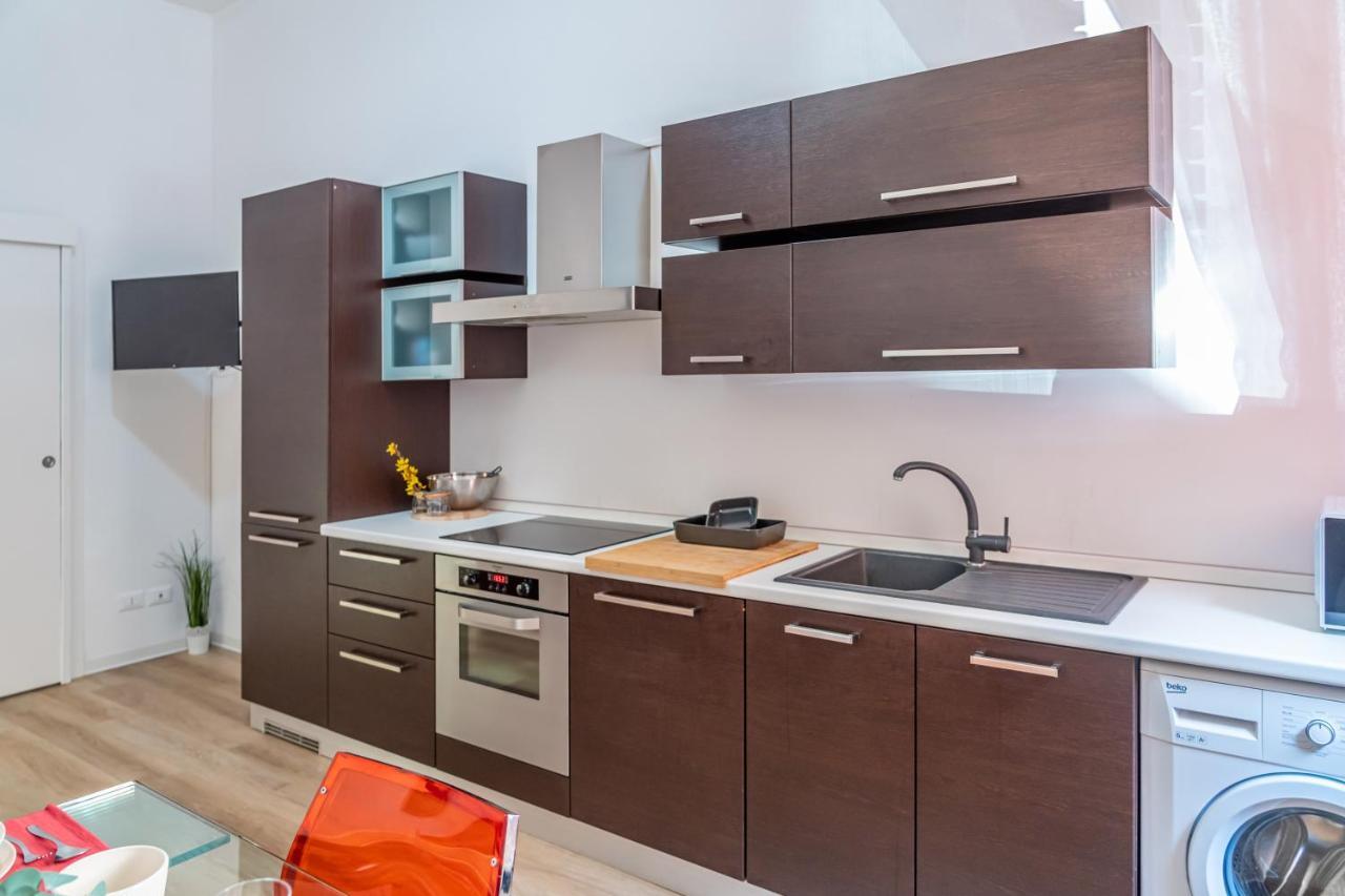 Casa Golgi - Pavia City - By Host4U Extérieur photo